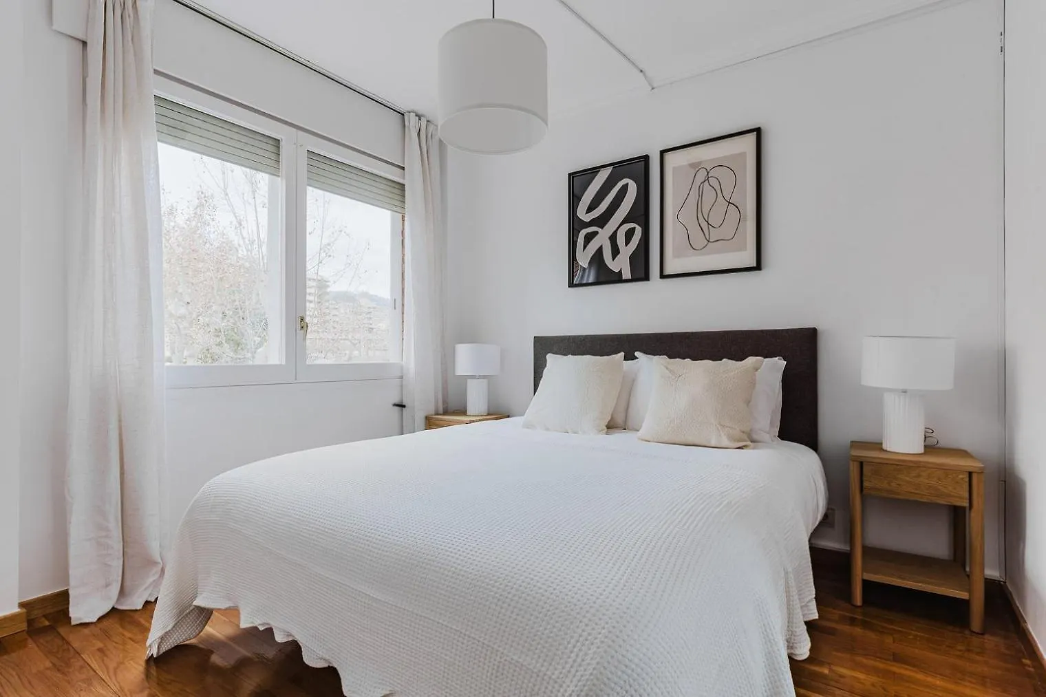바르셀로나 Blueground Pedralbes Pool Garden Ac Bcn-175 아파트 0*,  스페인