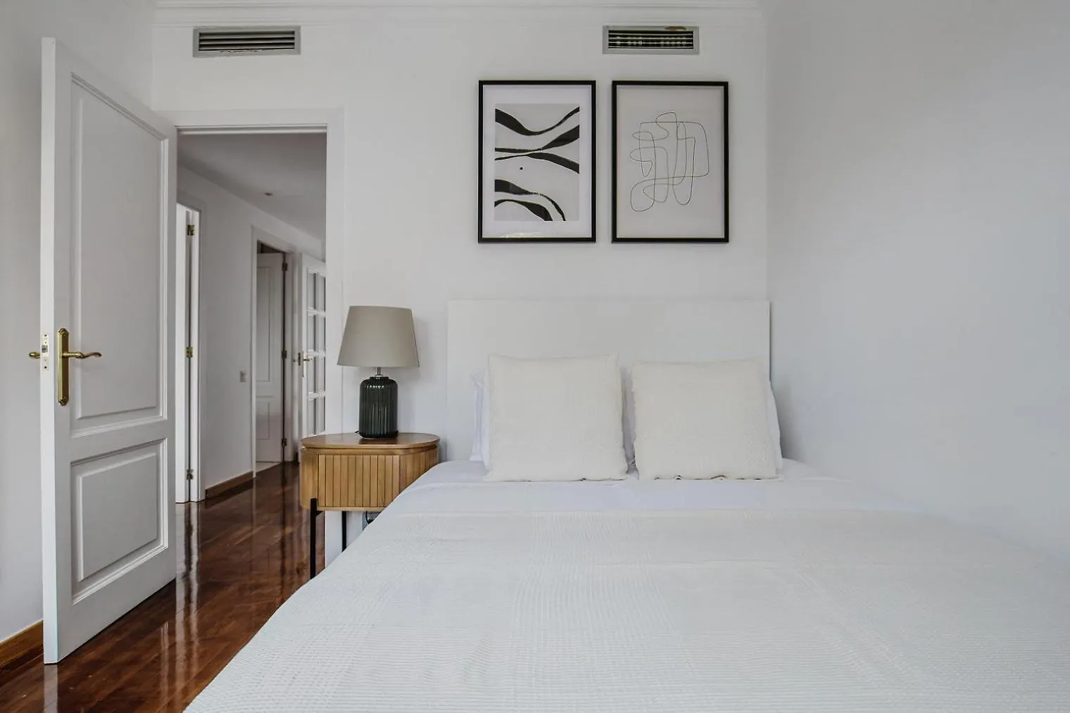 Апартаменты Blueground Pedralbes Pool Garden Ac Bcn-175 Барселона