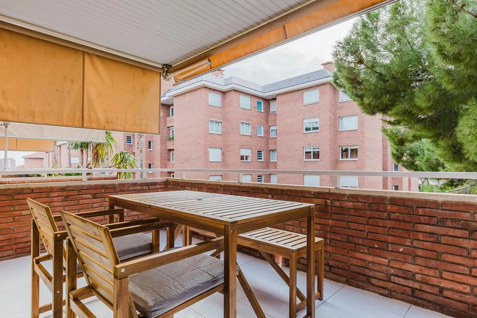 Апартаменты Blueground Pedralbes Pool Garden Ac Bcn-175 Барселона