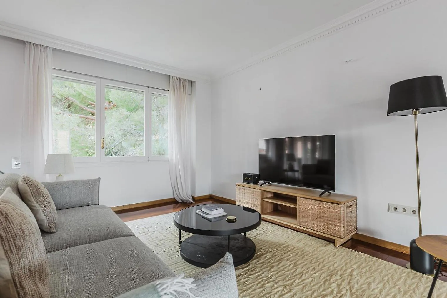 Апартаменты Blueground Pedralbes Pool Garden Ac Bcn-175 Барселона